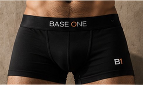 Cueca boxer preta Base One, fotografia ilustrativa